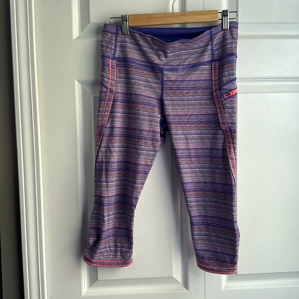 Lululemon capri athletic leggings